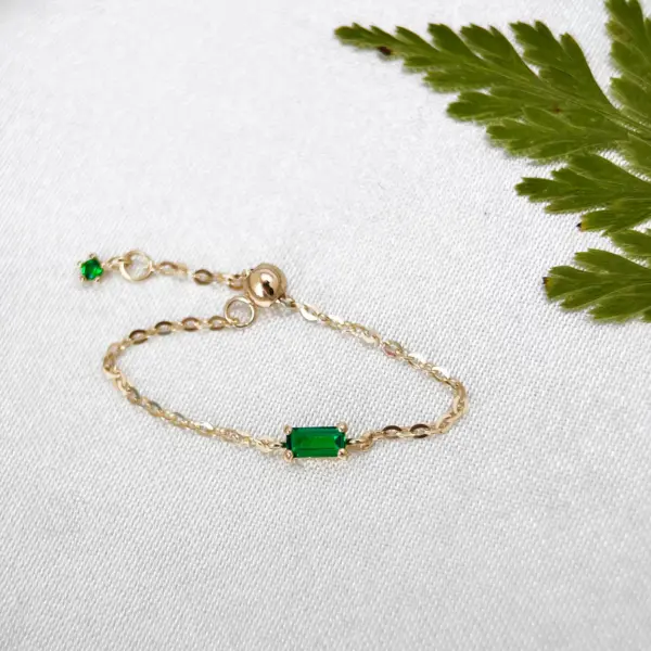 14K Solid Gold Dainty Link Chain Baguette Emerald Stackable Ring